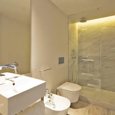 Five Stars 8 Building Apartment
