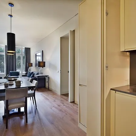 Apartment Five Stars 8 Building Lisbon
